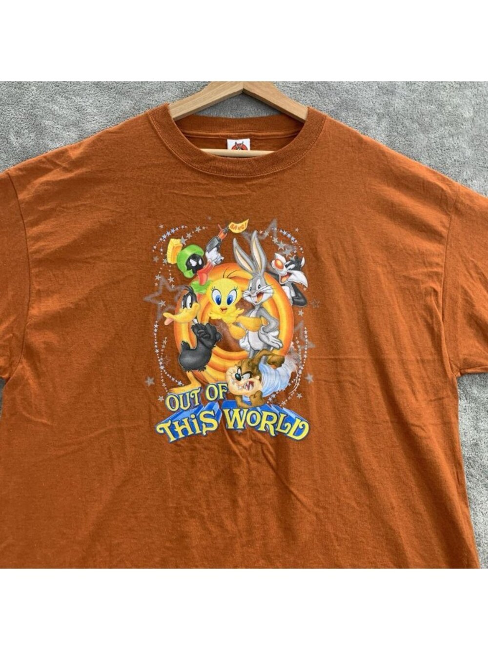 Vintage Looney Tunes Shirt Mens XL Orange Out Of This World Cartoon Characters - Picture 4 of 7
